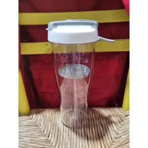 Pampered Chef Tumbler To Go Cup Closable Spout 20 oz 600 mL